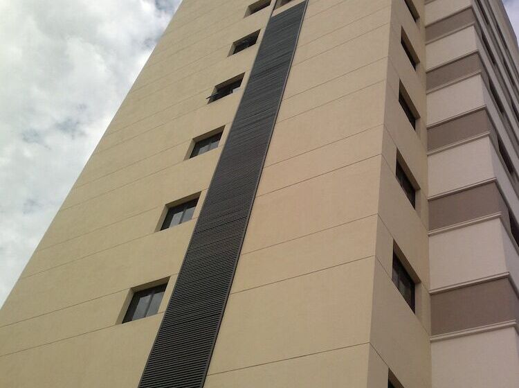 Otel Blue Tree Towers Valinhos