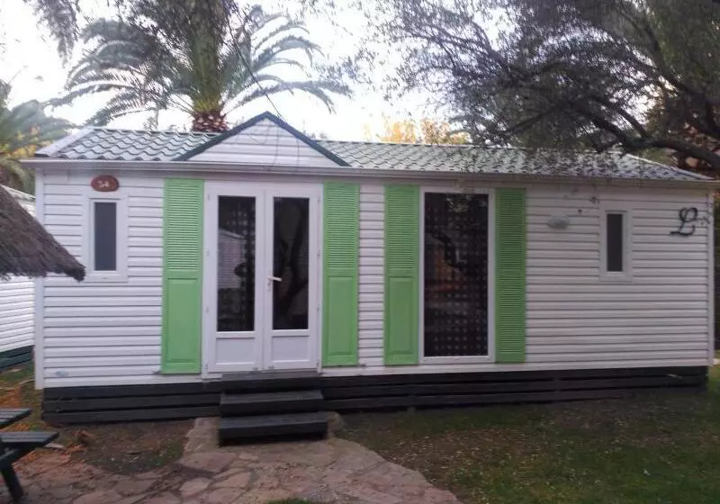 ホテル Camping & Resort La Torre Del Sol