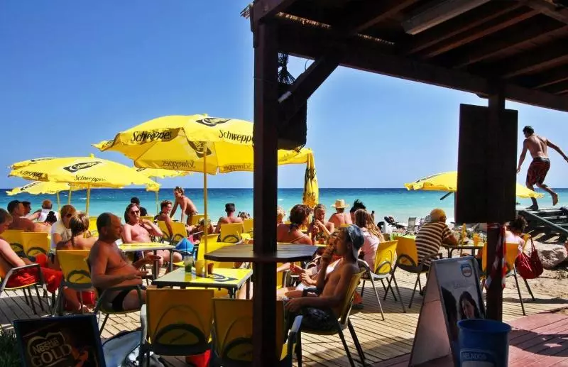 ホテル Camping & Resort La Torre Del Sol