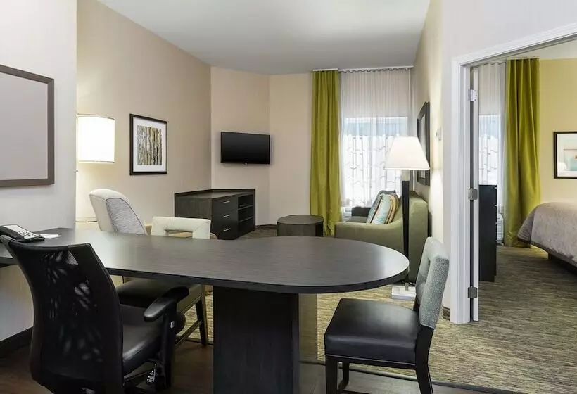 ホテル Candlewood Suites Grove City   Outlet Center, An Ihg
