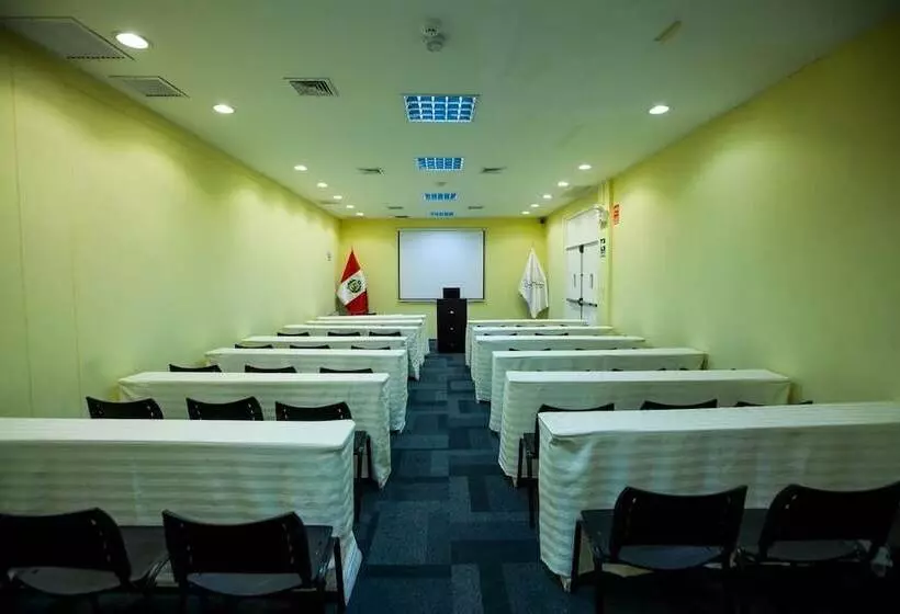 هتل Gran Palma Piura