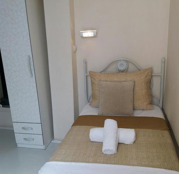 هتل Guest House El Greco