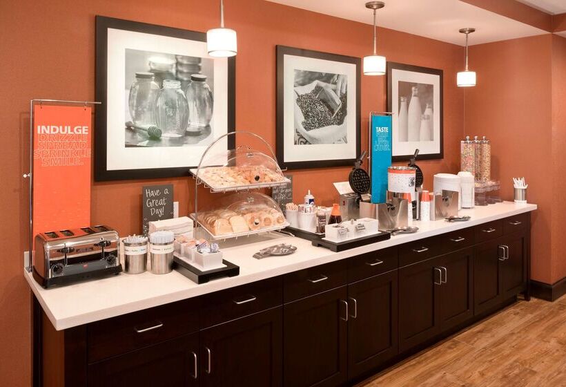 هتل Hampton Inn Kanab