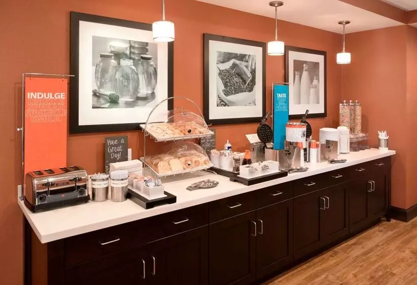 ホテル Hampton Inn Kanab