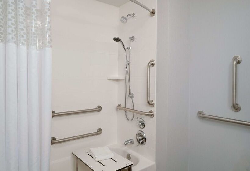 هتل Hampton Inn Kanab