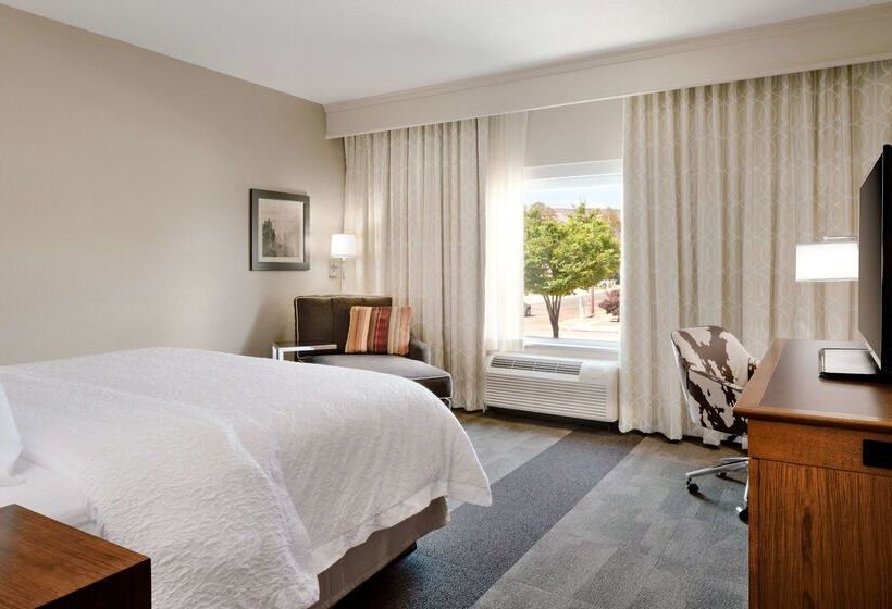 هتل Hampton Inn Kanab