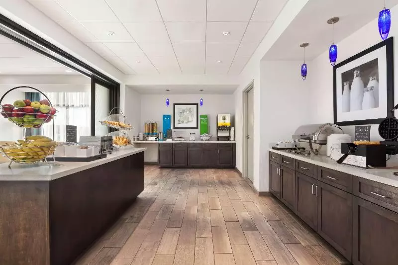 ホテル Hampton Inn Turlock