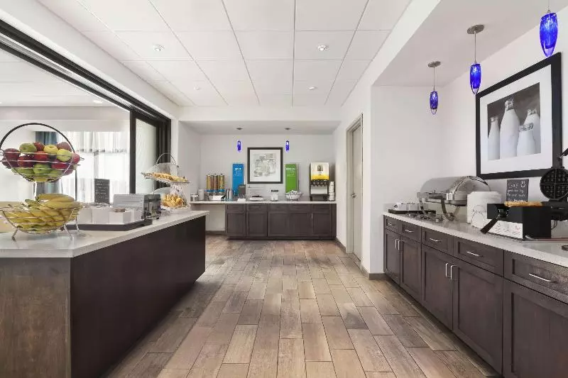ホテル Hampton Inn Turlock