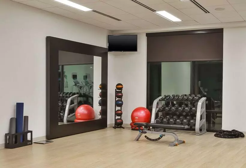 ホテル Homewood Suites By Hilton Pittsburgh Downtown