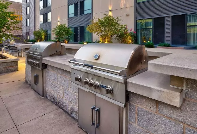 ホテル Homewood Suites By Hilton Pittsburgh Downtown