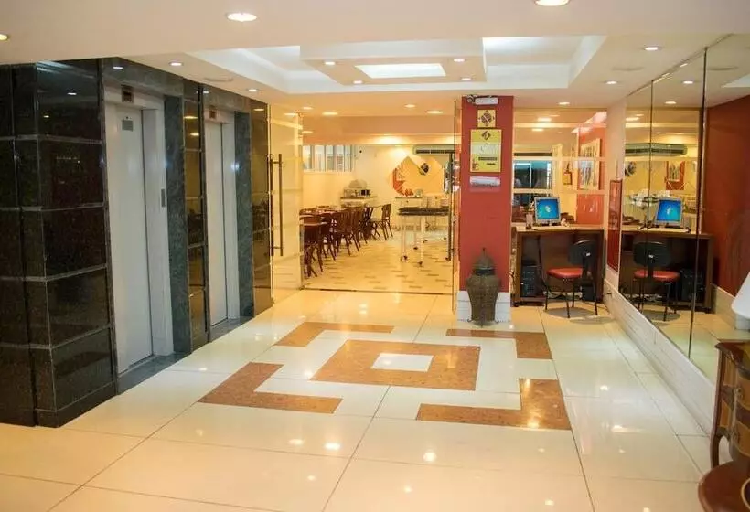 Hotelli Jacques Georges Business