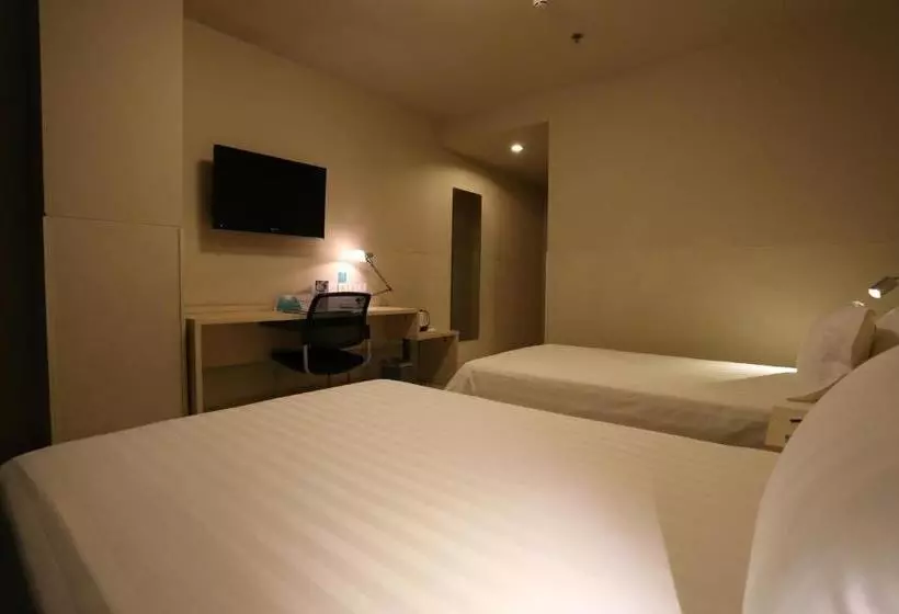 Hotelli Jinjiang Inn Beijing Wangfujing