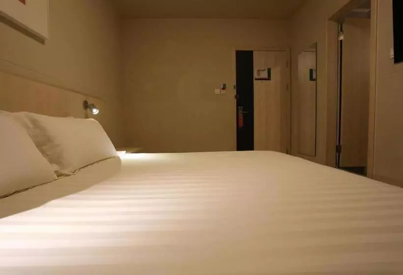 Hotelli Jinjiang Inn Beijing Wangfujing