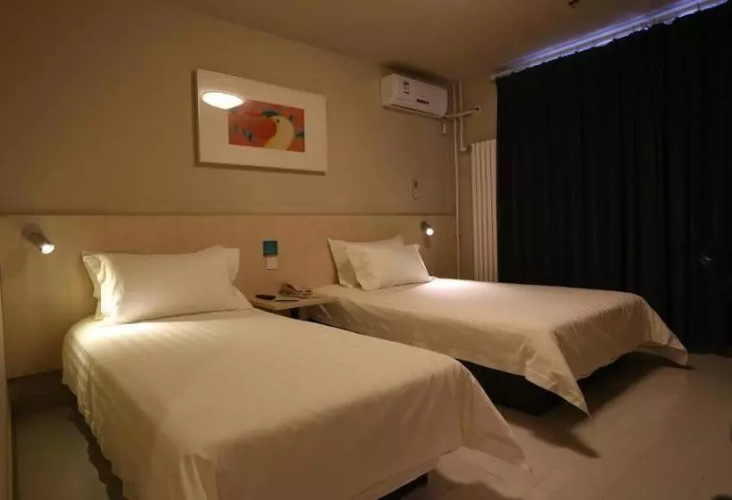 Hotelli Jinjiang Inn Beijing Wangfujing