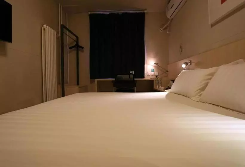 Hotelli Jinjiang Inn Beijing Wangfujing
