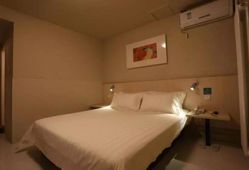 Hotelli Jinjiang Inn Beijing Wangfujing