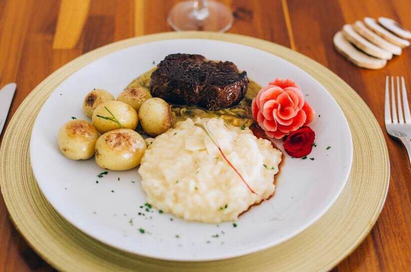 בית מלון כפרי Liguori