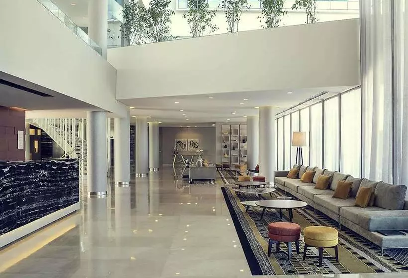 هتل Mercure Santa Rosa La Pampa
