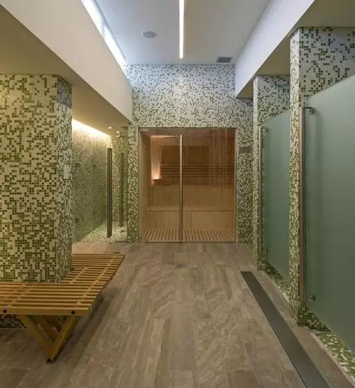هتل Mercure Santa Rosa La Pampa