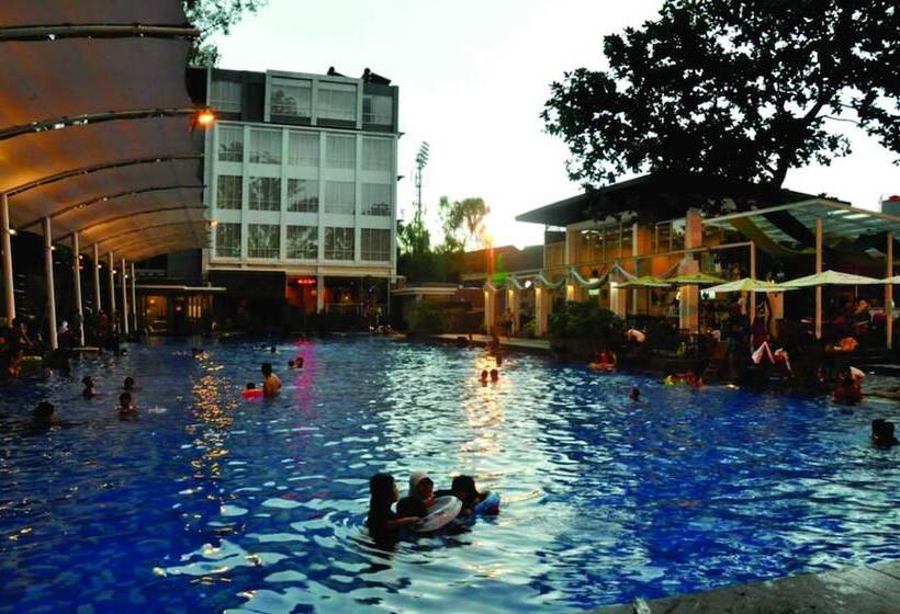 Otel Oasis Siliwangi Sport