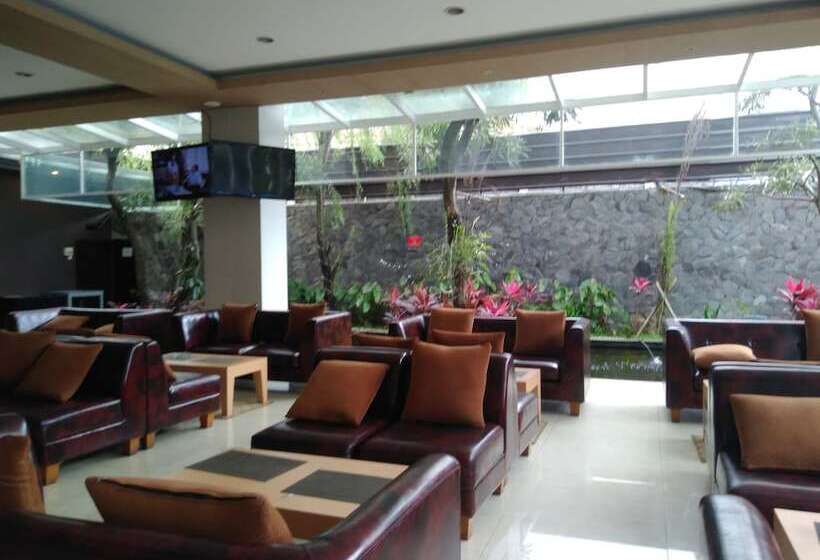 Otel Oasis Siliwangi Sport