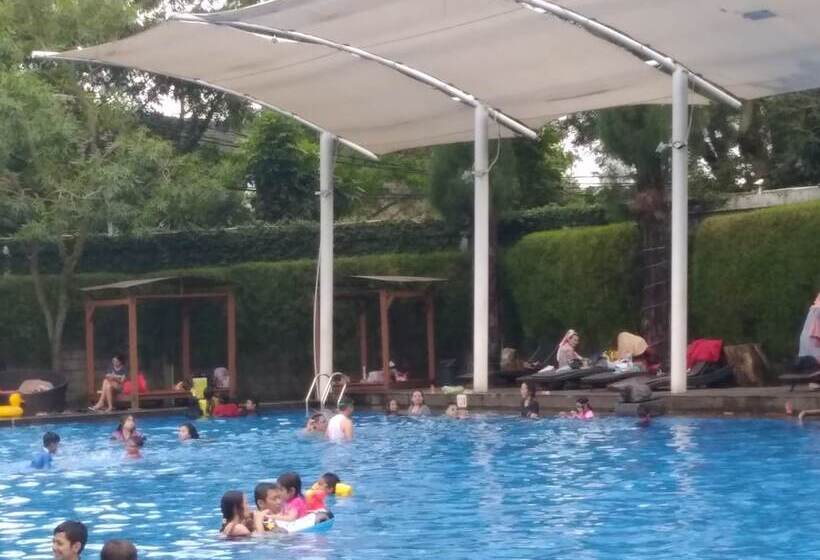 Otel Oasis Siliwangi Sport