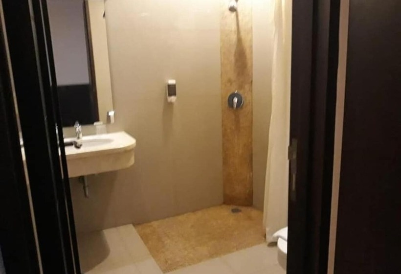 Otel Oasis Siliwangi Sport