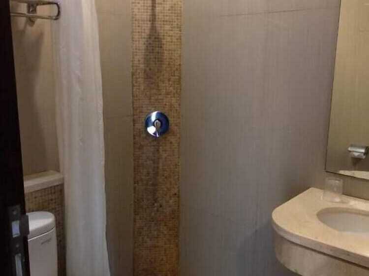 Otel Oasis Siliwangi Sport