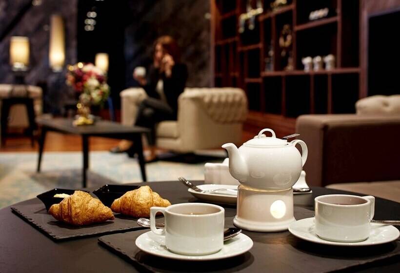 Pullman Istanbul Hotel & Convention Center