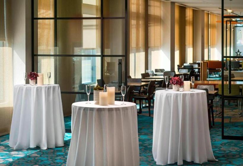 هتل Residence Inn By Marriott Boston Watertown