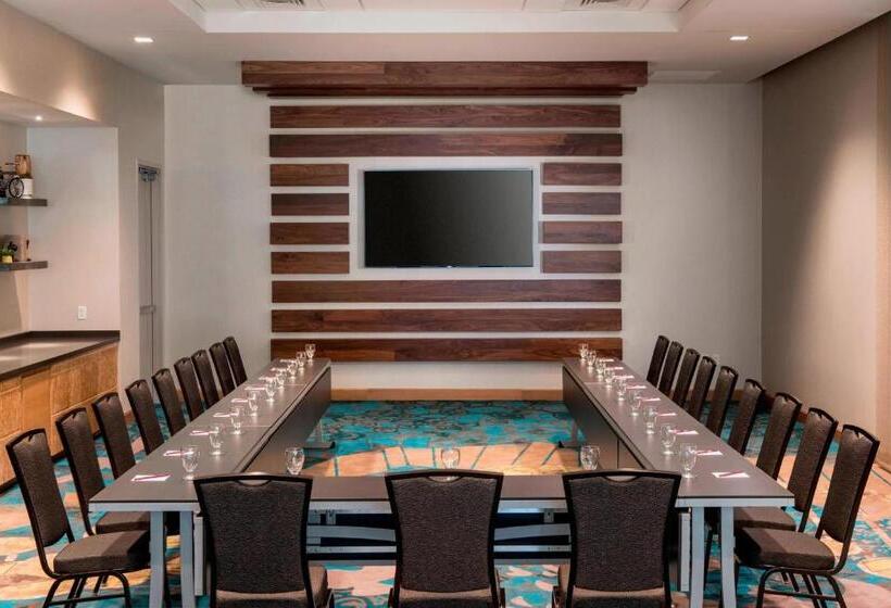 هتل Residence Inn By Marriott Boston Watertown