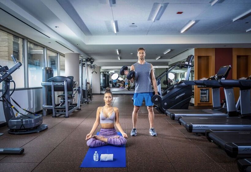 فندق Residence Inn By Marriott Chicago Downtown Magnificent Mile