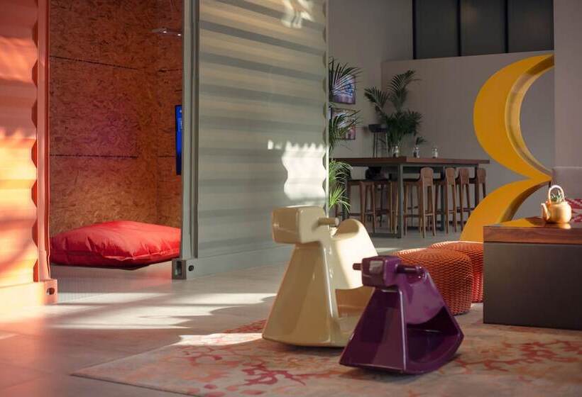 Отель Rove Downtown