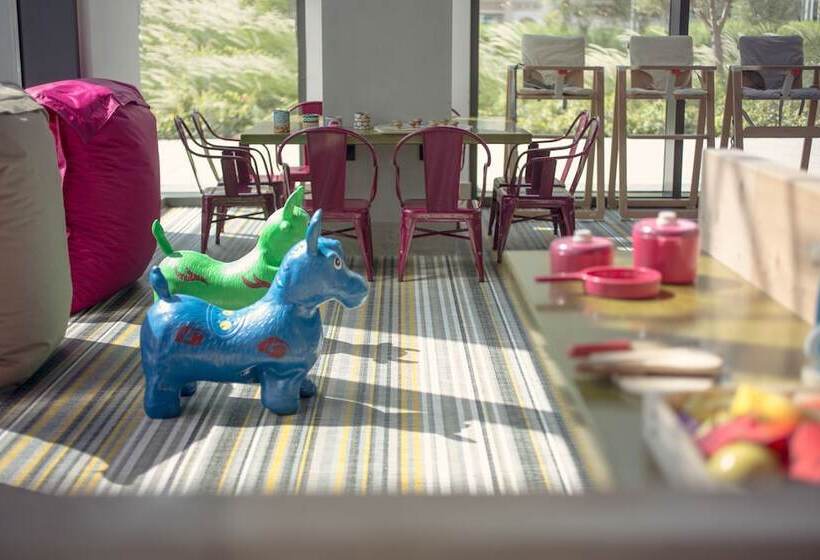 Отель Rove Downtown