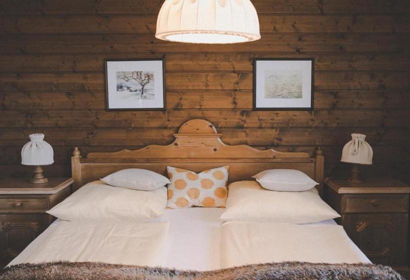 בית מלון כפרי Sport Girbl