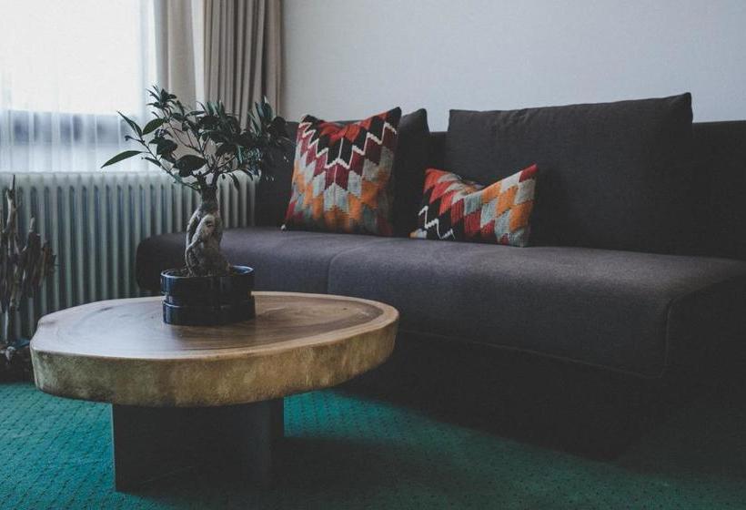 בית מלון כפרי Sport Girbl