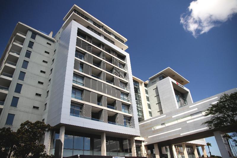 בית מלון כפרי The Residences At Crystal Towers