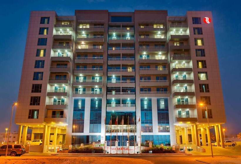 Ramada Hotel And Suites Amwaj Islands
