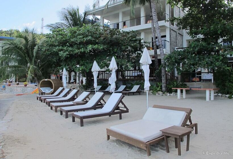 Sunset At Aninuan Beach Resort Powered By Cocotel