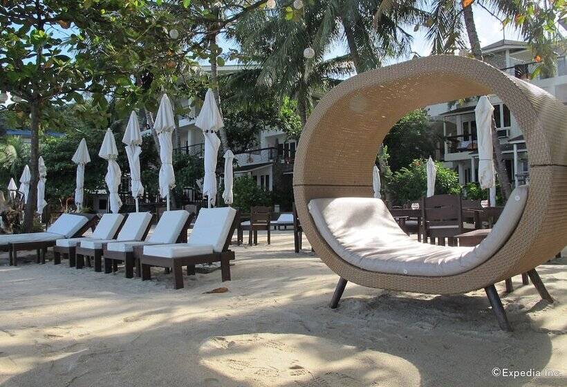 Sunset At Aninuan Beach Resort Powered By Cocotel