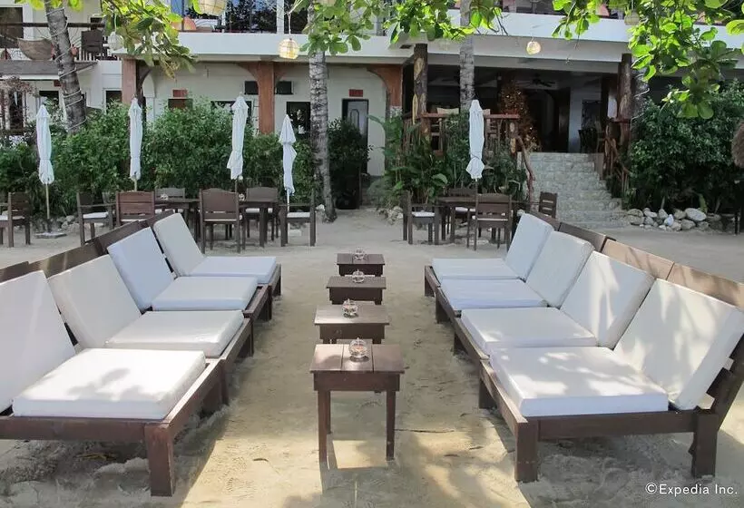 Sunset At Aninuan Beach Resort Powered By Cocotel