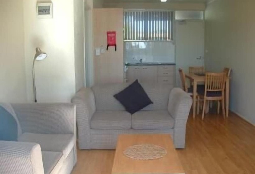 Waterview Holiday Apartments