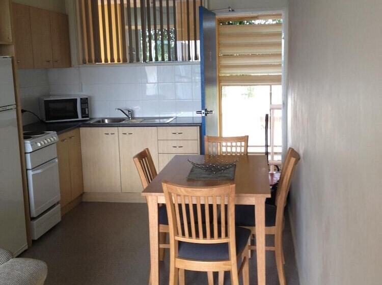 Waterview Holiday Apartments