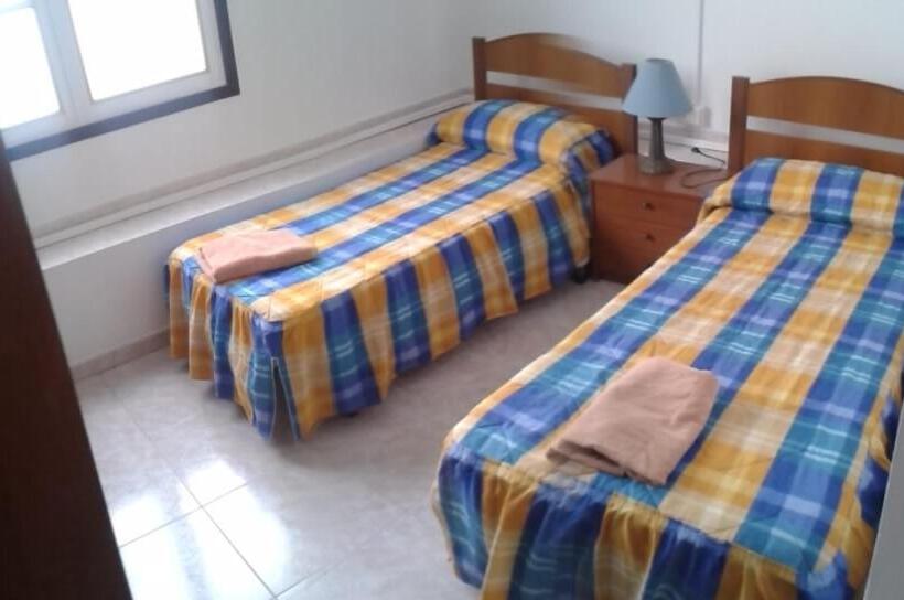 ユースホステル Falow