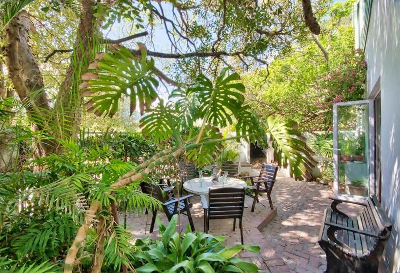 ベッドアンドブレックファースト Brightwater Lodge