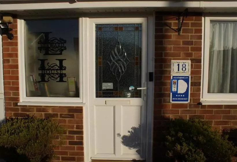 Leeward House B&b
