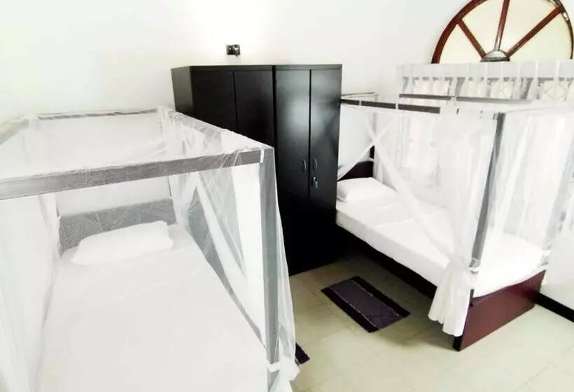 Hôtel 2in1 Kandy Hostel