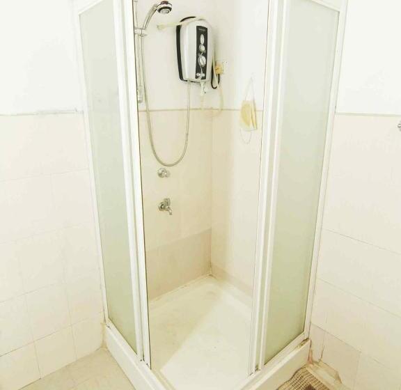 בית מלון כפרי 2in1 Kandy Hostel