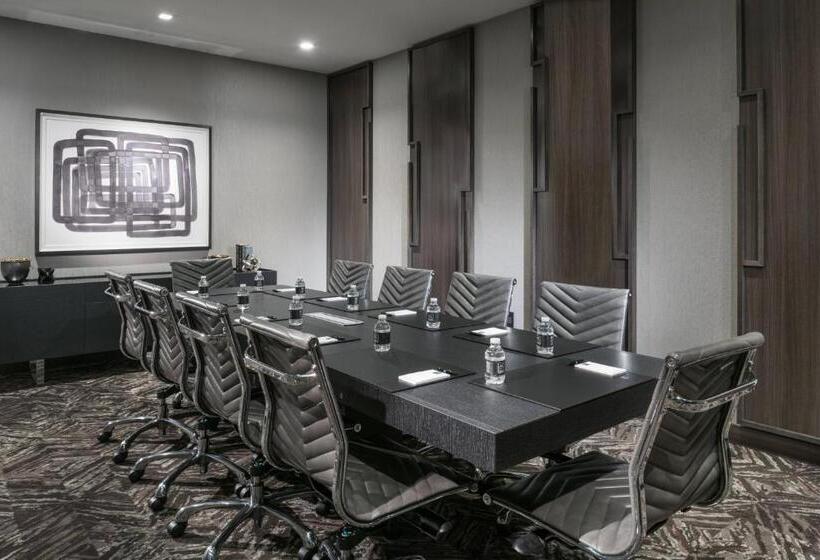 Ac Hotel By Marriott Boston Cambridge