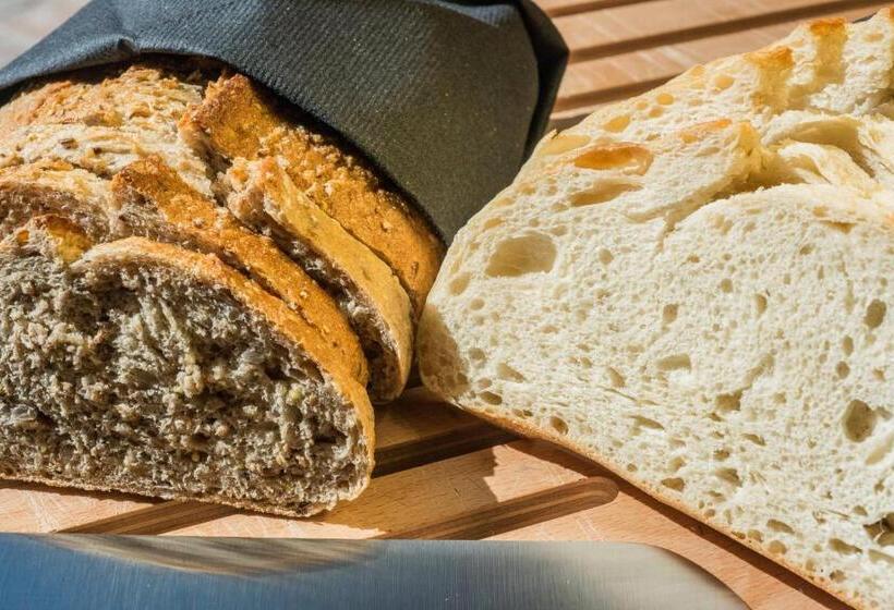 Ac Hotel By Marriott Boston Cambridge